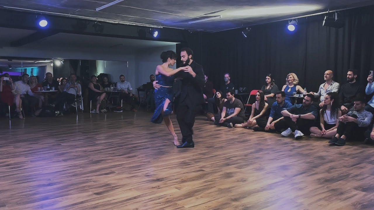 Lorena Tarantino & Gianpiero Galdi - Dónde estás? @ Milonga Sin Palabras (1/5)