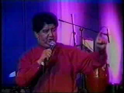 YURI ORTUÑO - ESPIRITU SANTO