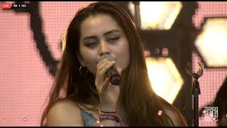 Jasmine Thompson ★ Mad World, Ain&#39;t Nobody, Fix Me &amp; Old Friends ★ LIve at the Untold Festival