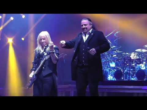 Trans-Siberian Orchestra "Good King Joy" Russell Allen - live 12/30/17 (5) Columbus,OH 8pm TSO