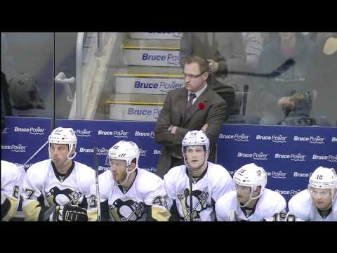 Penguins @ Leafs - Phil Kessel Scores - 111029