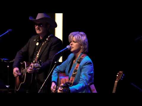 Anita Stapleton - Walkin’ Talkin’ Cryin’ Barely Beatin’ Broken Heart