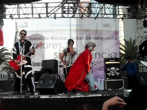 SACERDOTISA-THE GRIFFIN DIC DEADS (MONUMENTO A LA REVOLUCIÓN)