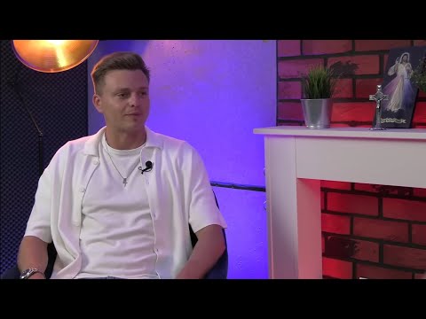 Młody biznesmen idzie za Jezusem i doświadcza nadzwyczajnych wydarzeń. Świadectwo wiary Ernesta