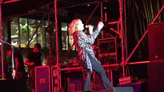 Noemi - Non Smettere Mai Di Cercarmi (live@ Orio Center - Orio al Serio) [12/18]