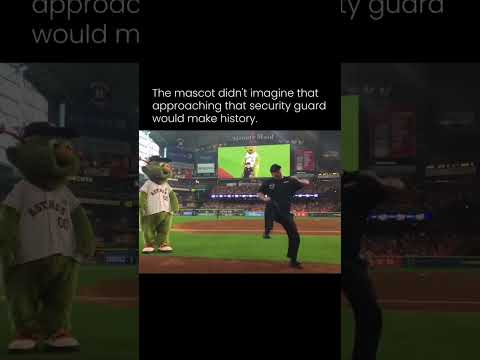 Born to be a dancer forced to be a security guard ahhh moment 😂