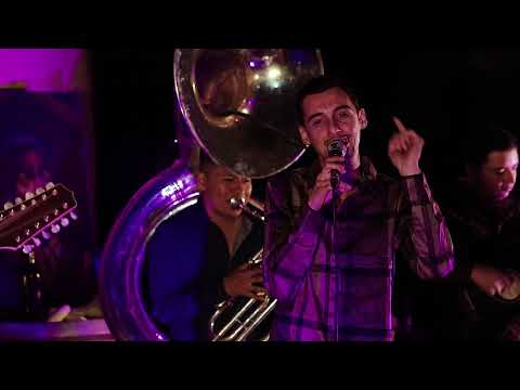 Cesar Roman y Su Grupo Fuerza Aérea - 1 En 1 Millon "Cigarrito Pa´ Relajar" (Video 2018) "Exclusivo"