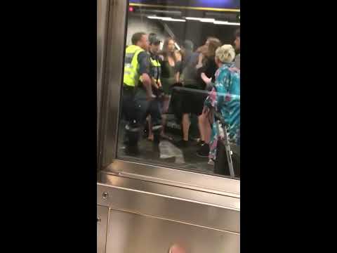 download lagu mp3 mp4 Biljard Fridhemsplan, download lagu Biljard Fridhemsplan gratis, unduh video klip Biljard Fridhemsplan