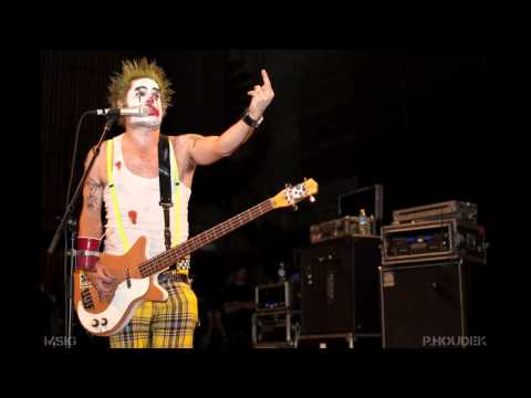 NOFX - Everything In Moderation (Especially Moderation)