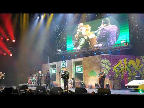 Legado 7 ft El de la guitarra - En la bola - S.M.O 420 ( Microsoft theater )