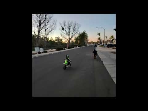 Razor SX350 Dirt Bike Review | Best Electric Bike for Kids!