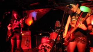 Ex Hex - Outro - Everywhere