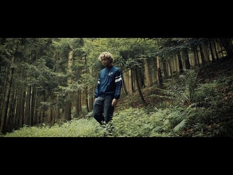 Crack Ignaz - Nu an drahn (Official Video)