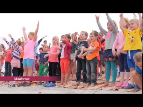 ideaHeute vom 27 08 15 - Papst unterstützt "Lebensmarsch" - Christen in Nigeria - kibi-Ferientreff