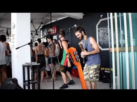 Gobey & P-Gial - Emergency - live @Aspro Mauro