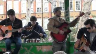 Black Lips - I&#39;ll be with you [acoustic] - Bandstand Busking
