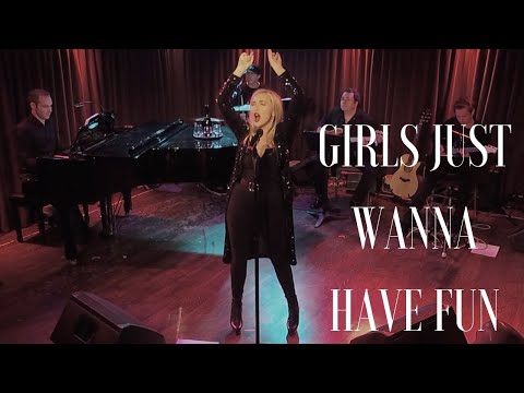 GIRLS JUST WANNA HAVE FUN COVER - Ellen Marlow | LIVE at Green Room 42!