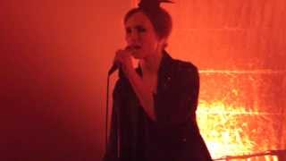 Nina Persson: Jungle (live im Heimathafen, Berlin)