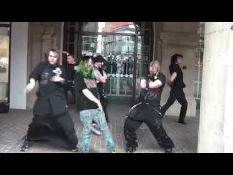 lil aaron - HOT TOPIC [OFFICIAL MUSIC VIDEO]