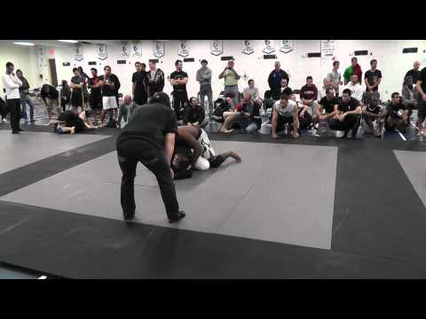 Ricardo Raphaël vs Akinori Hongo - Montreal Grappling Grand Prix - Div II +200 - Final