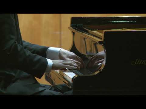 Vladimir Petrov - (Rusia) -  15 ABR 2019