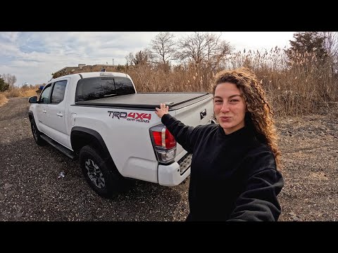 My Favorite Accessories as a New Truck Owner (Carhartt Seat Covers & Retrax Cover)