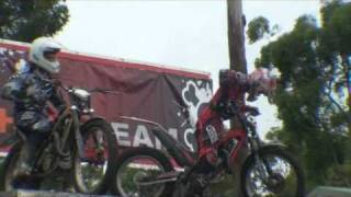 preview picture of video 'Awesome bike control trial motorbike Demo - Gold Coast 4215 Camping Show 2011'