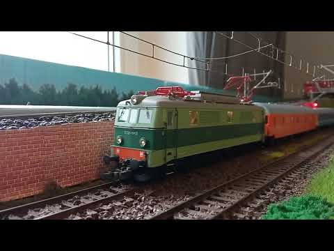 Nowości 2022 ET21-442 z wagonami Tillig, Robo, PIKO PKP H0