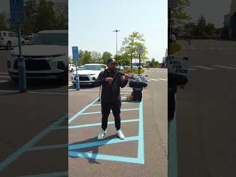 Ciprian Da Violin 🎻 Man @Kroger 13 Mile & Gratiot ($upport)
