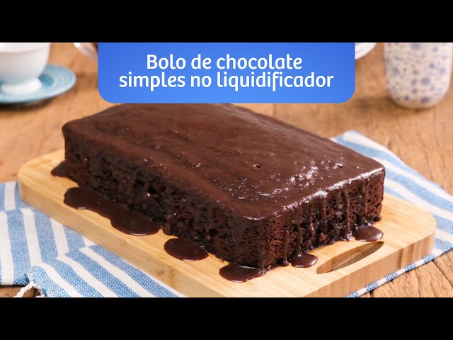 Bolo de Chocolate, simples, de liquidificador, com água