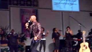 Dru Johnson&Neo Praise Live sing 