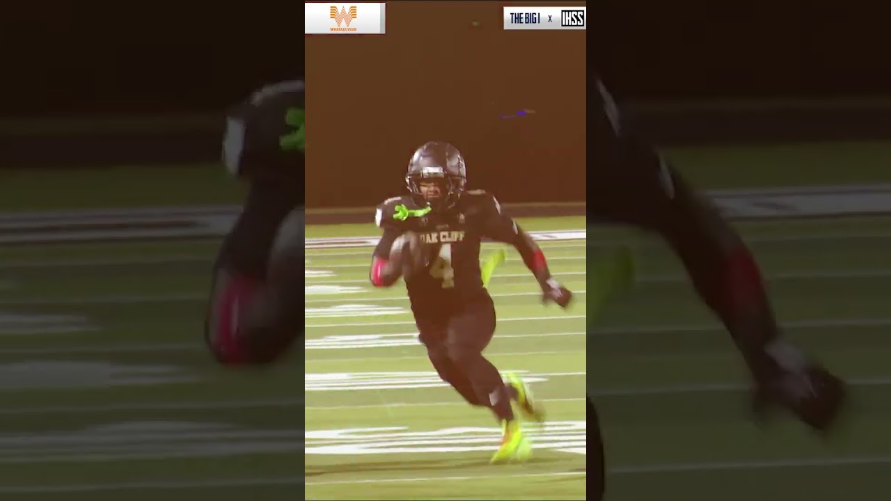 South Oak Cliff tries to get their lick back against Richmond Randle in the State Championship