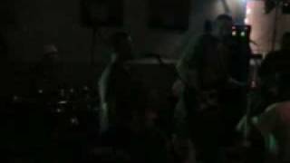 Catch 22 live at Chero&#39;s- Let Her Cry.wmv