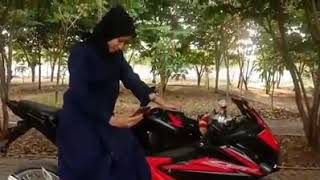 Download lagu Story wa cbr150 model cewe ukhti mp3 Download lagu Story wa cbr150 model cewe ukhti mp3