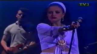 ALASKA Y DINARAMA - UN MILLON DE HORMIGAS + SOLO CREO LO QUE VEO