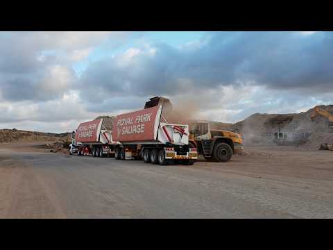 Jamieson Heavy Duty Steel Side Tipper - Royal Park Salvage - In Operation - Loading 3