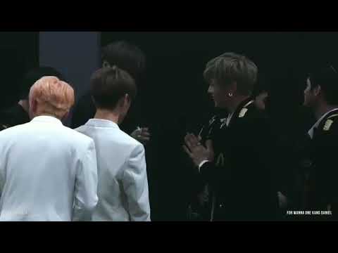 Kang Daniel WANNAONE and EXO member interaction at MBC Gayo Daejejun