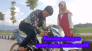 Download lagu kenalan dengan cewe cantik pakai satria Fu modif mp3