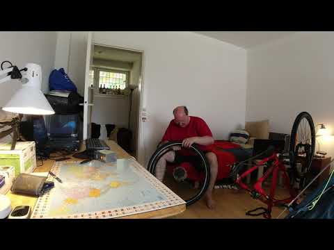 MongoTV_3197 - English Vlog_0105 - Part 2 - I Try Change Backtire On My Mountainbike