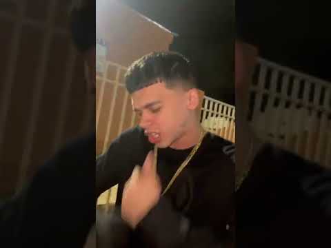 @yosoychacorta - "YO ME SIENTO BIEN PILLO COMO CUANDO bennybenni ESTABA CON LOS DE LA NAZZA"  👹🔥👹