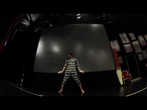 World record! 4 balls juggling with one foot 2017 June