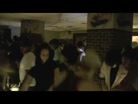 DIHANN MOORE AT JOE CLAUSELLS FREE PARTY 10/19/09