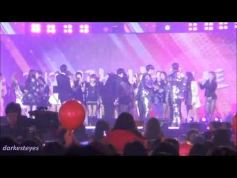 [Fancam] 121111 f(x) - Ending at Love Sharing Concert