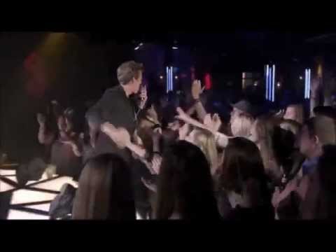 One Tree Hill - 9x13 - Chris Keller singing loaded gun at Tric