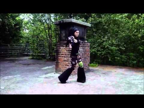 PongDanceQueen     Nachtmahr I believe in blood  SD