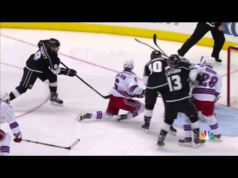 Amazing goal by Doughty after great dekes @ Rangers