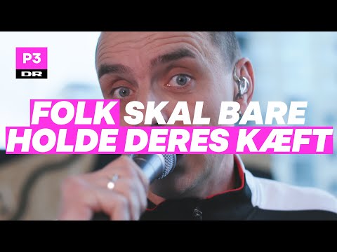 HUGORM 'FOLK SKAL BARE HOLDE DERES KÆFT' (live)