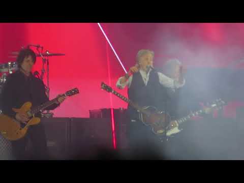 Sgt Pepper Reprise + Helter Skelter - Paul McCartney (Montevideo 2024)