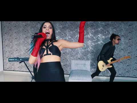 kuka mati -Maquillaje