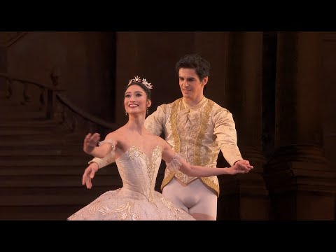 Fumi Kaneko & Federico Bonelli  / Grand pas de deux from Act 3 of the Sleeping Beauty /Royal Ballet